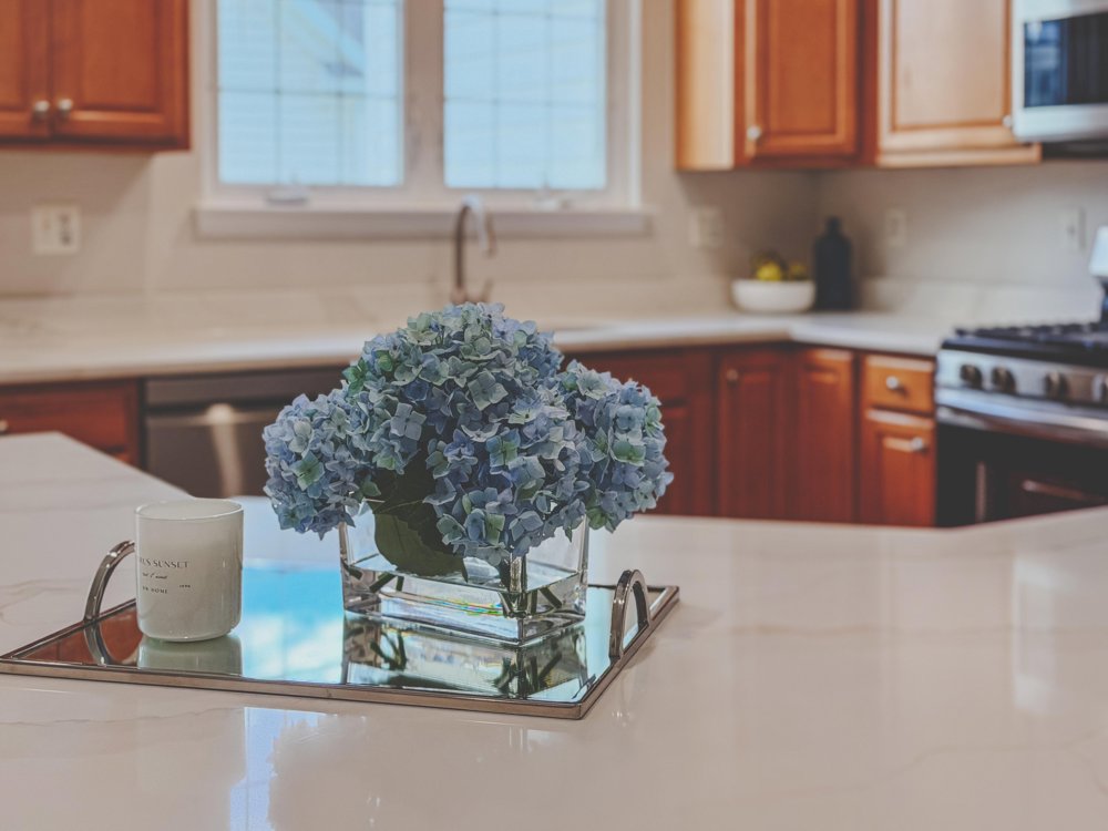 Counter detail with hydrangeas